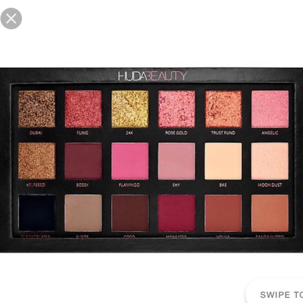 New Huda Beauty Textured Rose Gold Palette